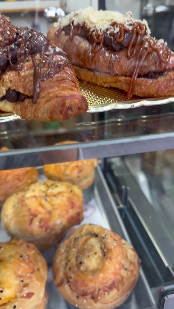 Pan y postres en Roco Bakery