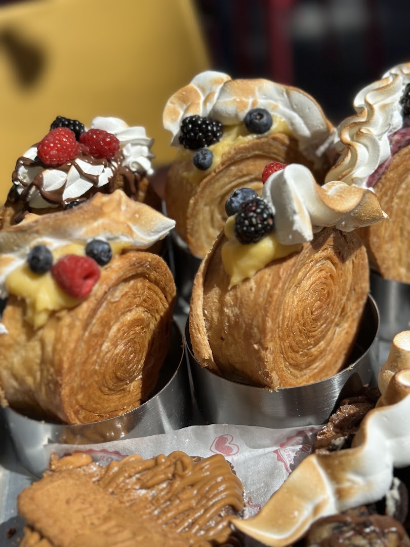 Pan y postres en Roco Bakery