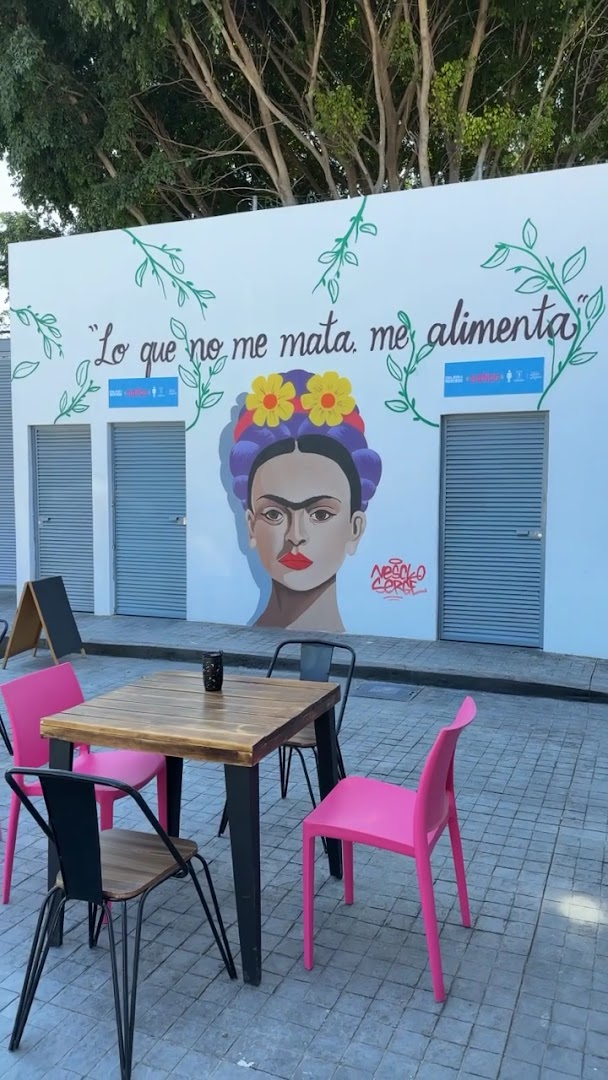 Mural de Frida en la terraza